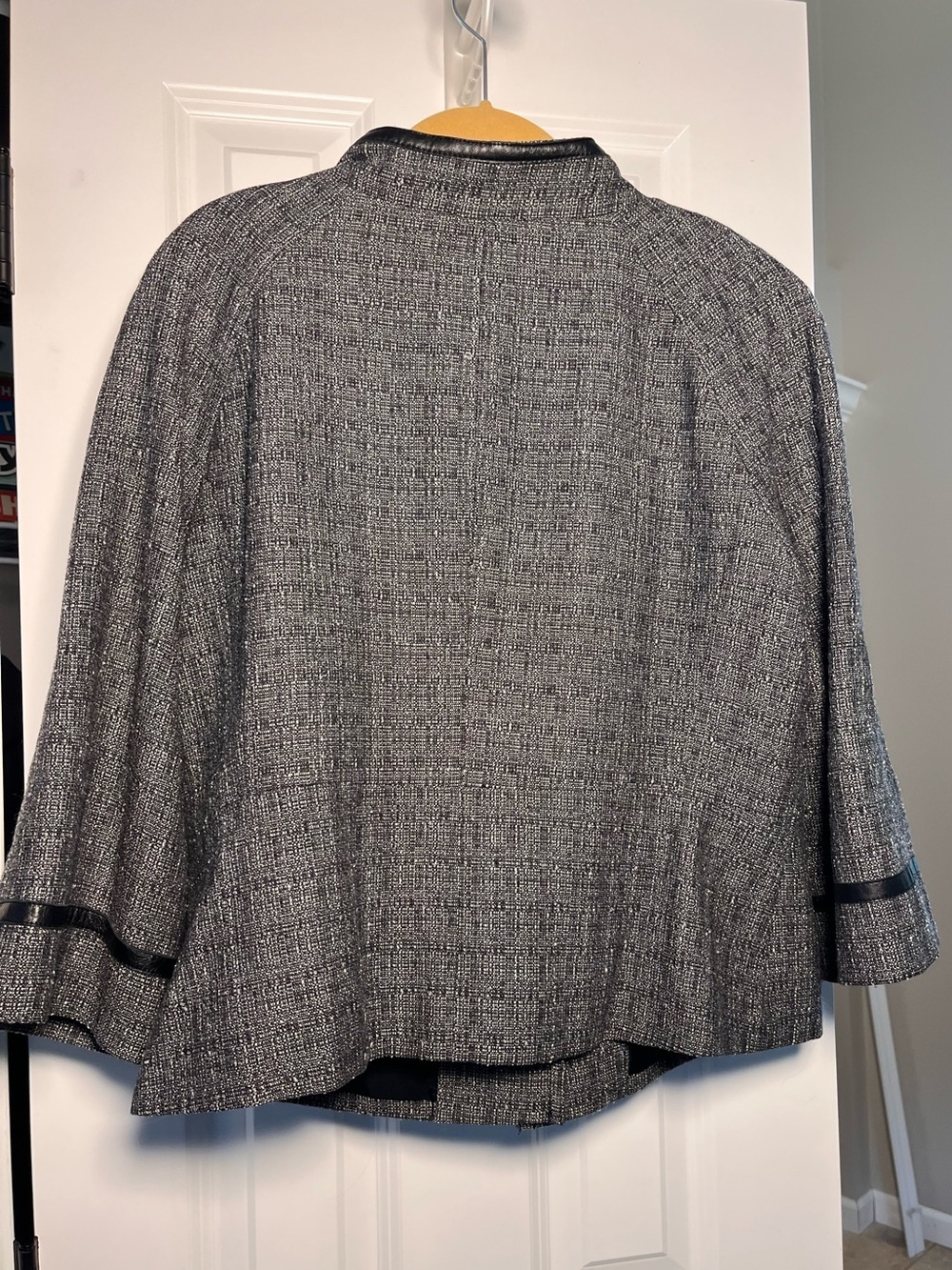 Jones New York Gray Tweed Blazer Jacket Size 12 Wool Blend Dark Academia - Picture 6 of 6